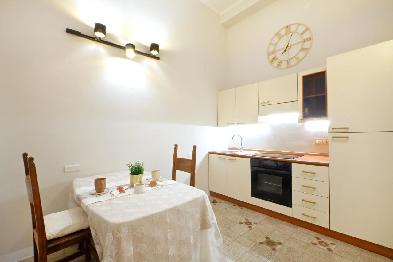 Breathe Liguria - Lucy 1 Bedroom And 1 Apartment In A Newly Renovated Nineteenth-Century Building In The Historic Center Near The Sea La Spezia Eksteriør bilde